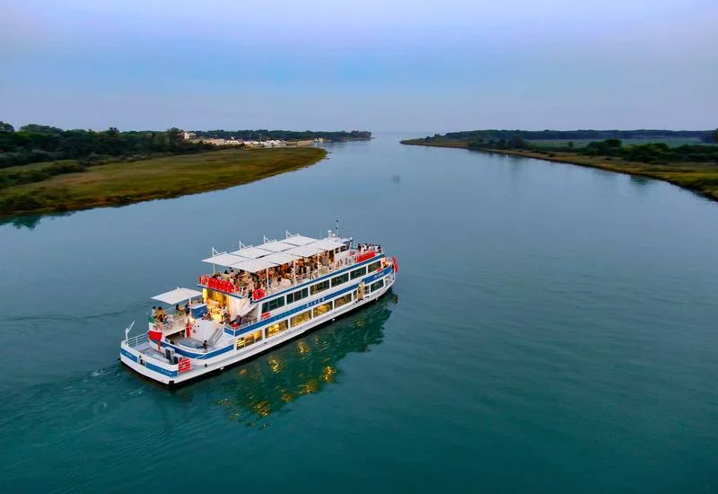 Foto del Battello Emerarld River